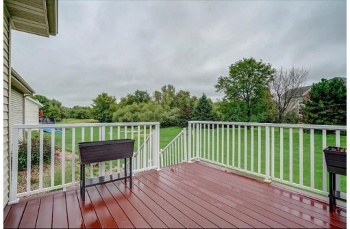 302 Coyle Pky, Cottage Grove, WI 53527