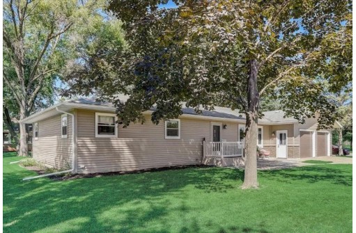 123 14th St, Prairie Du Sac, WI 53578