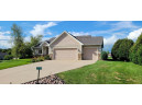 3004 Wyndwood Way, Sun Prairie, WI 53590