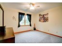 2758 Brooks Ridge Dr, Sun Prairie, WI 53590