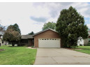 2107 Meadowlark Dr, Janesville, WI 53546