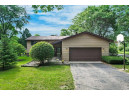 3002 Greenway Tr, Madison, WI 53719