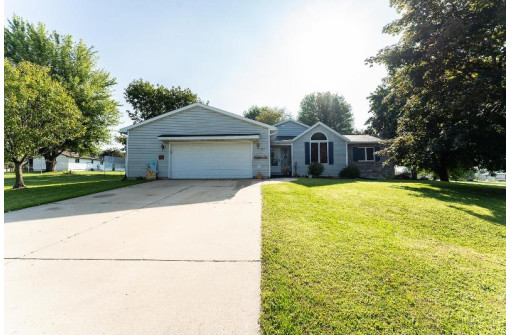 220 Bruce Ave, Kendall, WI 54638