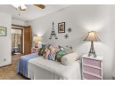 1015 N Sunnyvale Ln F, Madison, WI 53713