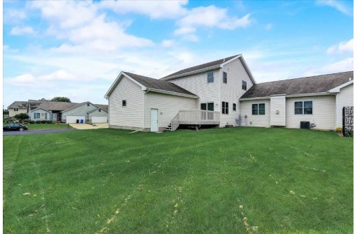 402 Geneva Way, Verona, WI 53593