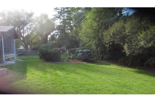 5754 Meadowood Dr, Madison, WI 53711-4223