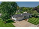 3001 Bollenbeck St, Cross Plains, WI 53528