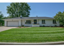 3001 Bollenbeck St, Cross Plains, WI 53528