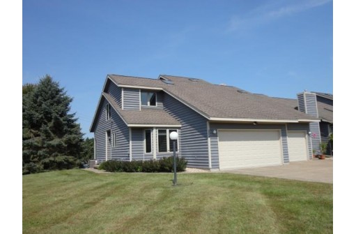 204 Tamarac Trace, Platteville, WI 53818