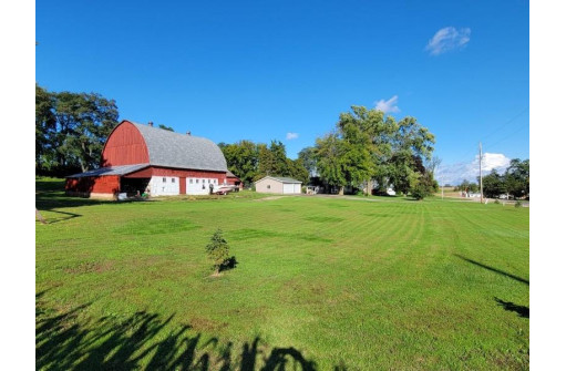 W3308 County Road X, Markesan, WI 53946