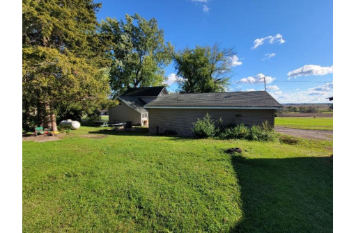 W3308 County Road X, Markesan, WI 53946