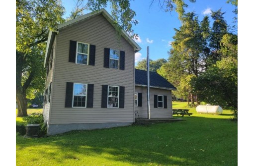 W3308 County Road X, Markesan, WI 53946