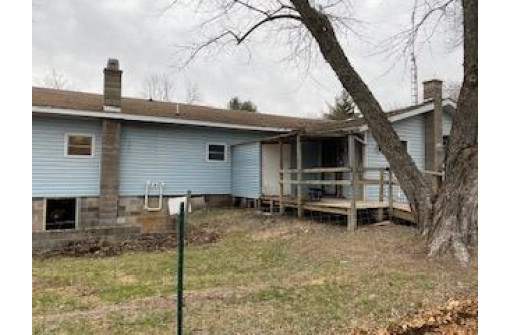 1586 Blue River Rd, Muscoda, WI 53573