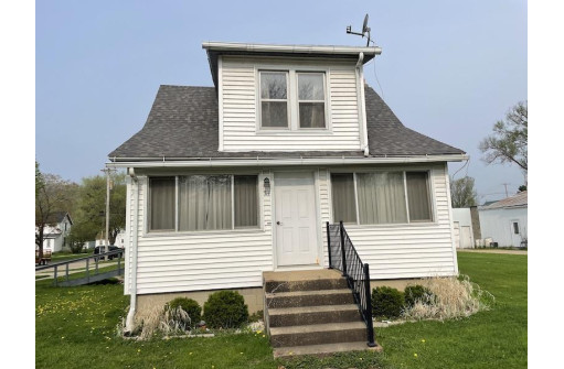 714 N Orange St, Richland Center, WI 53581