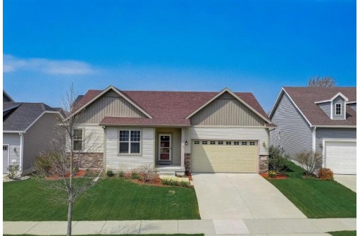 1312 Red Brick Ln, Sun Prairie, WI 53590