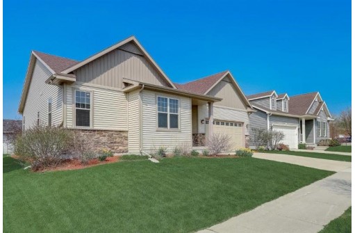 1312 Red Brick Ln, Sun Prairie, WI 53590