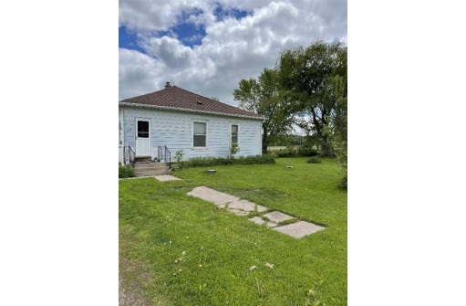 314 S Maple St, North Freedom, WI 53951