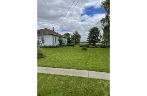 314 S Maple St, North Freedom, WI 53951