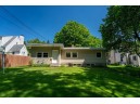 3909 Paunack Ave, Madison, WI 53711