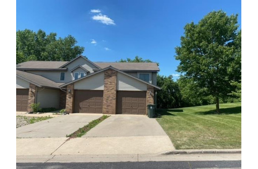 153 Talon Pl 2, Sun Prairie, WI 53590-3213