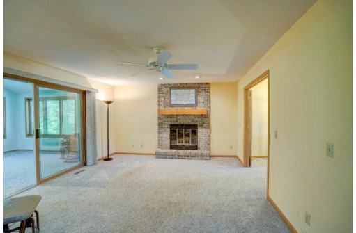 4609 Edgewood Ct, Middleton, WI 53562