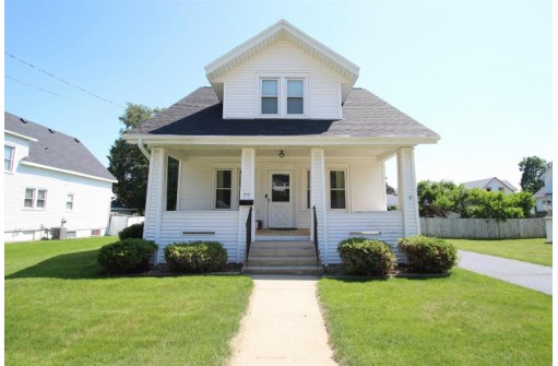 717 Charles St, Fort Atkinson, WI 53538