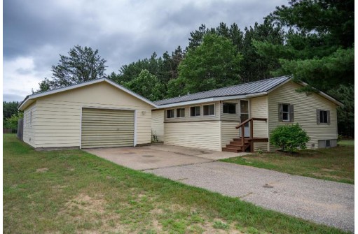 W5523 Bills Ln, Necedah, WI 54646