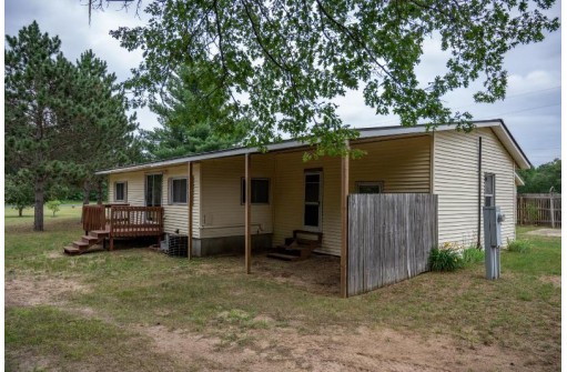 W5523 Bills Ln, Necedah, WI 54646