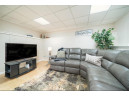 912 Stonehaven Dr, Sun Prairie, WI 53590