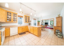 912 Stonehaven Dr, Sun Prairie, WI 53590