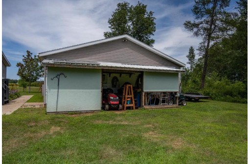 N11325 14th Ave, Necedah, WI 54646