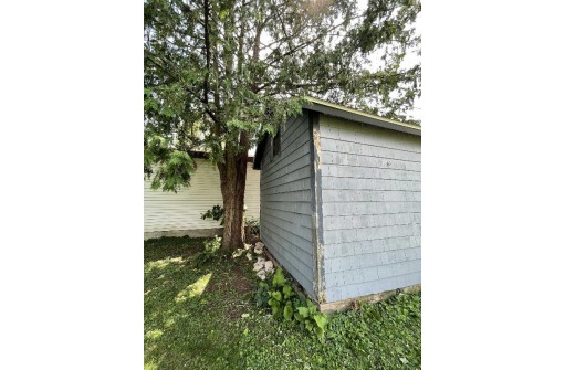 514 Elm St, Mauston, WI 53948