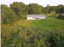 N6815 Jonathan Dr, Pardeeville, WI 53954