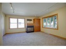 5513 Dahlen Dr, Madison, WI 53705