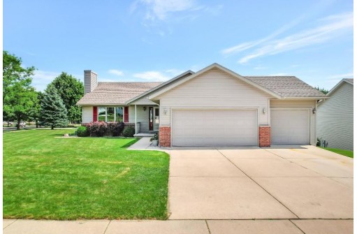 1004 St John St, Cottage Grove, WI 53527