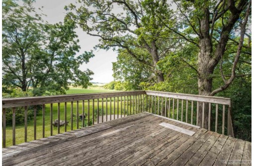 10787 County Road Id, Blue Mounds, WI 53517