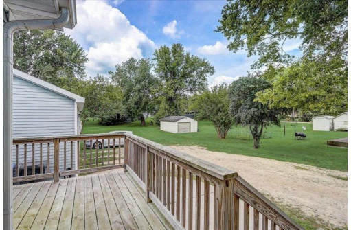 408 Lake St, Pardeeville, WI 53954