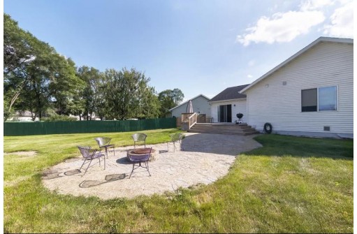 483 S Orchard St, Janesville, WI 53548-4478