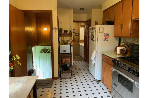 W9260 Oakland Pass, Cambridge, WI 53523-9711