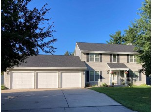 3018 Candlewood Dr Janesville, WI 53546