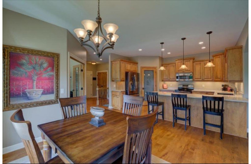 1422 Palm Grass Pass, Waunakee, WI 53597