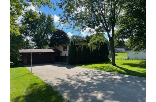 N1584 County Road K, Fort Atkinson, WI 53538
