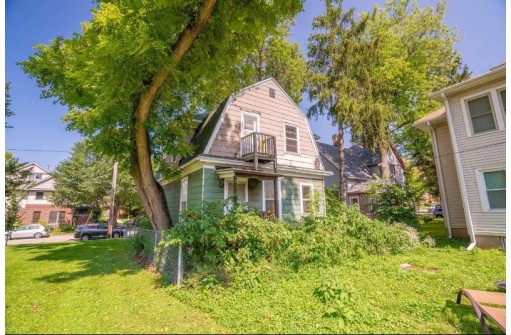 1111 Mound St, Madison, WI 53715