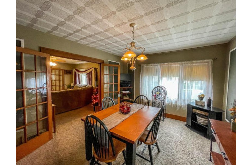 308 W Mackie St, Beaver Dam, WI 53916