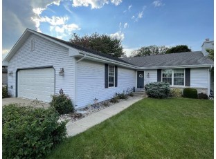 4017 New Haven Dr Janesville, WI 53546-3700