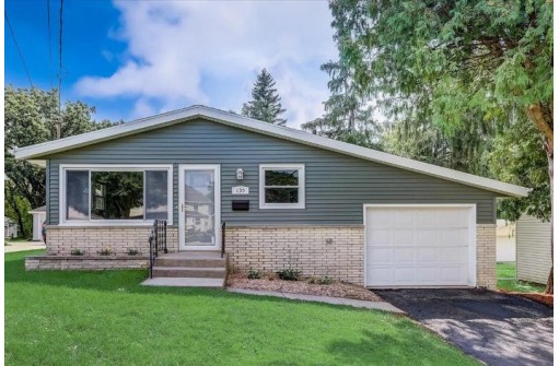 135 W Chicago St, Stoughton, WI 53589