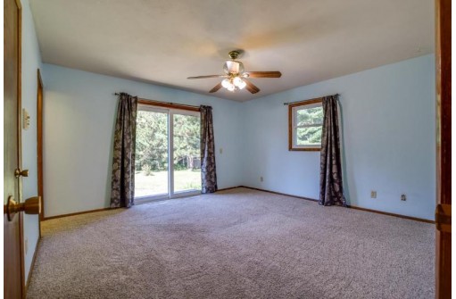 S3357 Gillem Rd, Baraboo, WI 53913