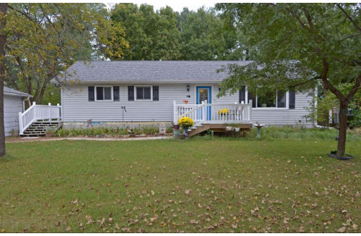 457 S Maple St, Lone Rock, WI 53556