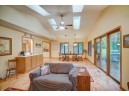 7942 W Oakbrook Cir, Madison, WI 53717