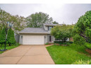 7942 W Oakbrook Cir, Madison, WI 53717